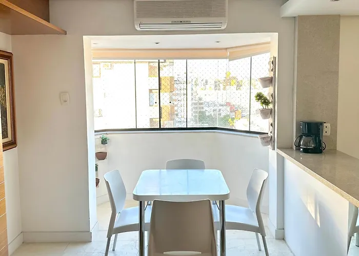 Flat Bem Localizado, Espaçoso E Infraestrutura Completa Apartamento *