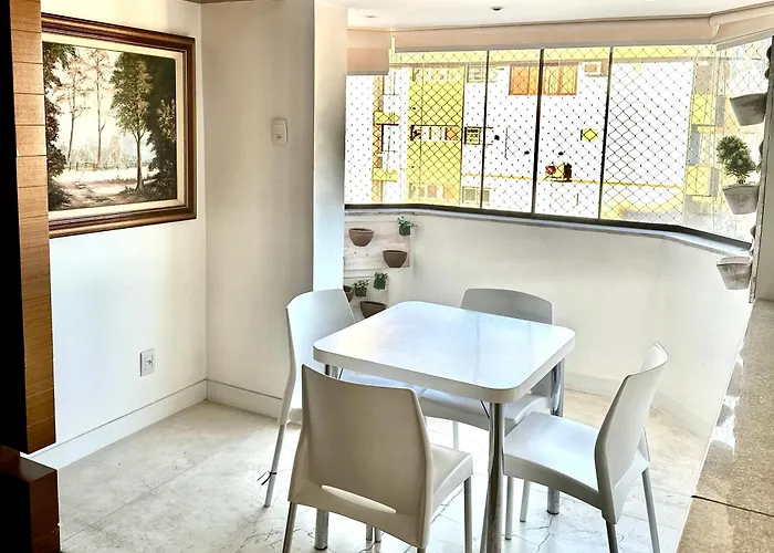 Flat Bem Localizado, Espaçoso E Infraestrutura Completa Apartamento *